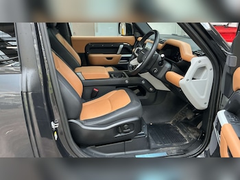 Used Land Rover Defender 2024 for sale - 78941369: Photo
