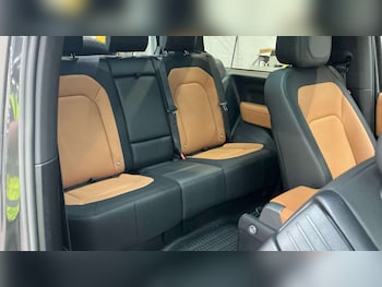 Used Land Rover Defender 2024 for sale - 78941369: Photo