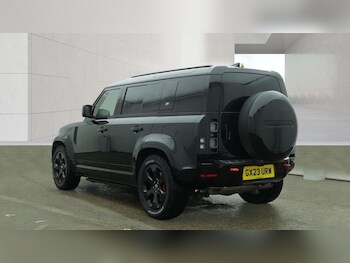 Used Land Rover Defender 2023 for sale - 78272795: Photo