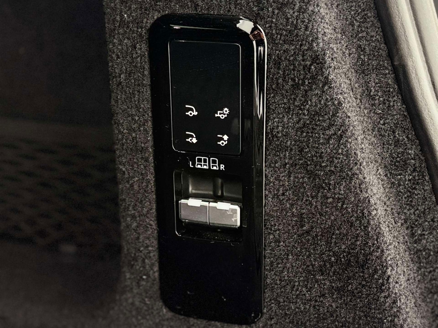 Used Land Rover Range Rover Sport 2023 for sale - 76830081: Photo 32