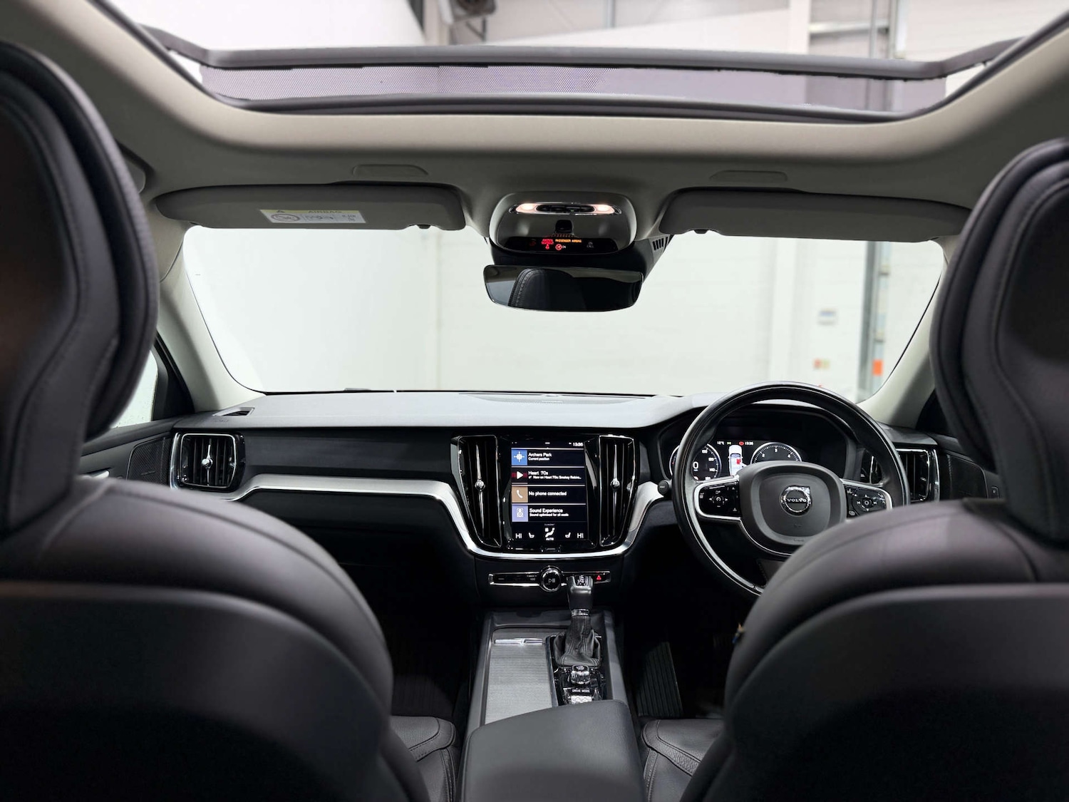 Used Volvo V60 2019 for sale - 76765002: Photo 19