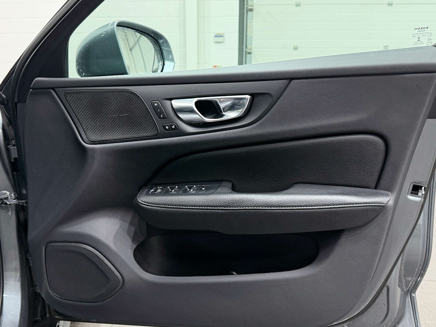 Used Volvo V60 2019 for sale - 76765002: Photo 37