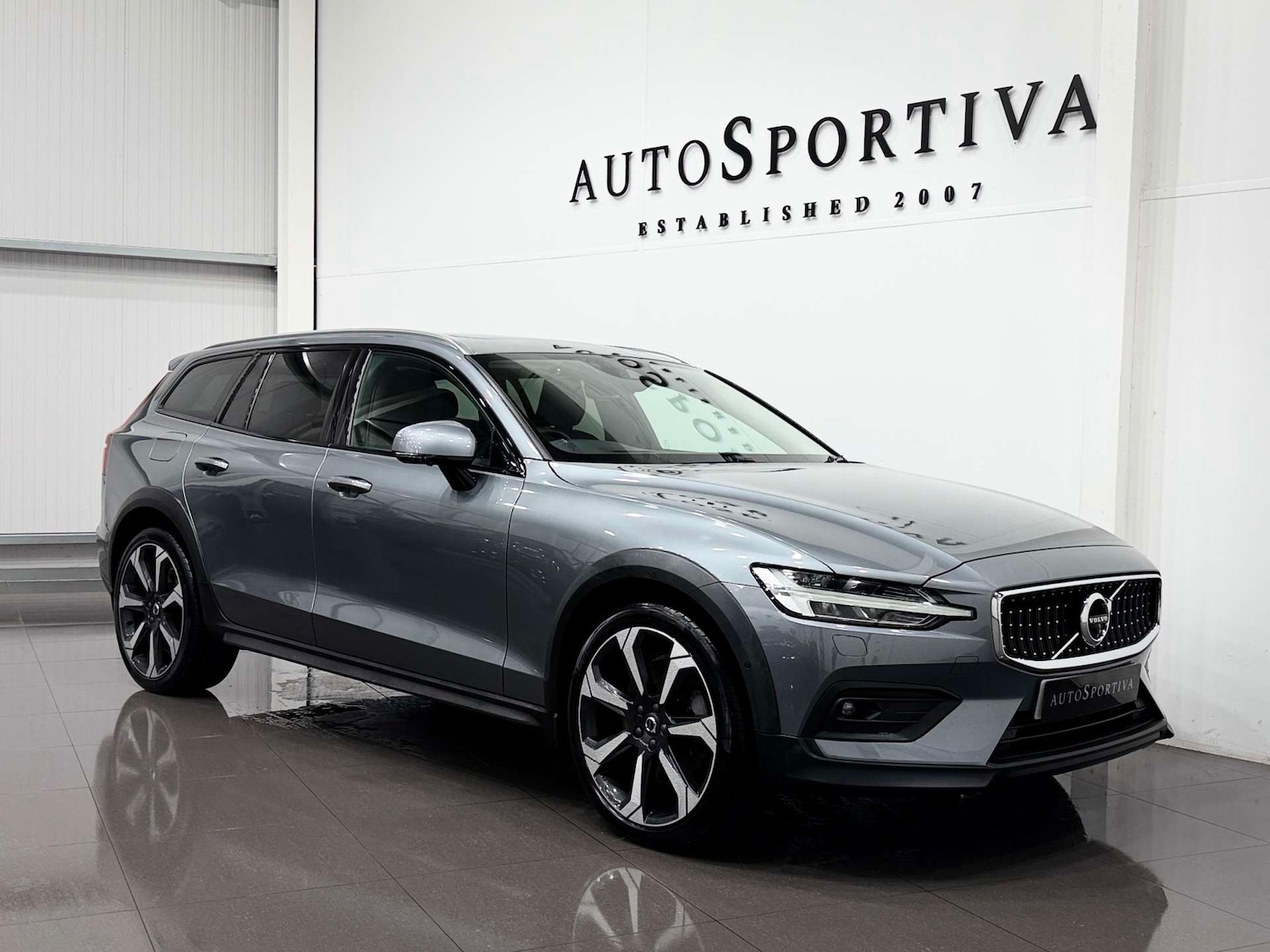 Used Volvo V60 2019 for sale - 76765002: Photo 7