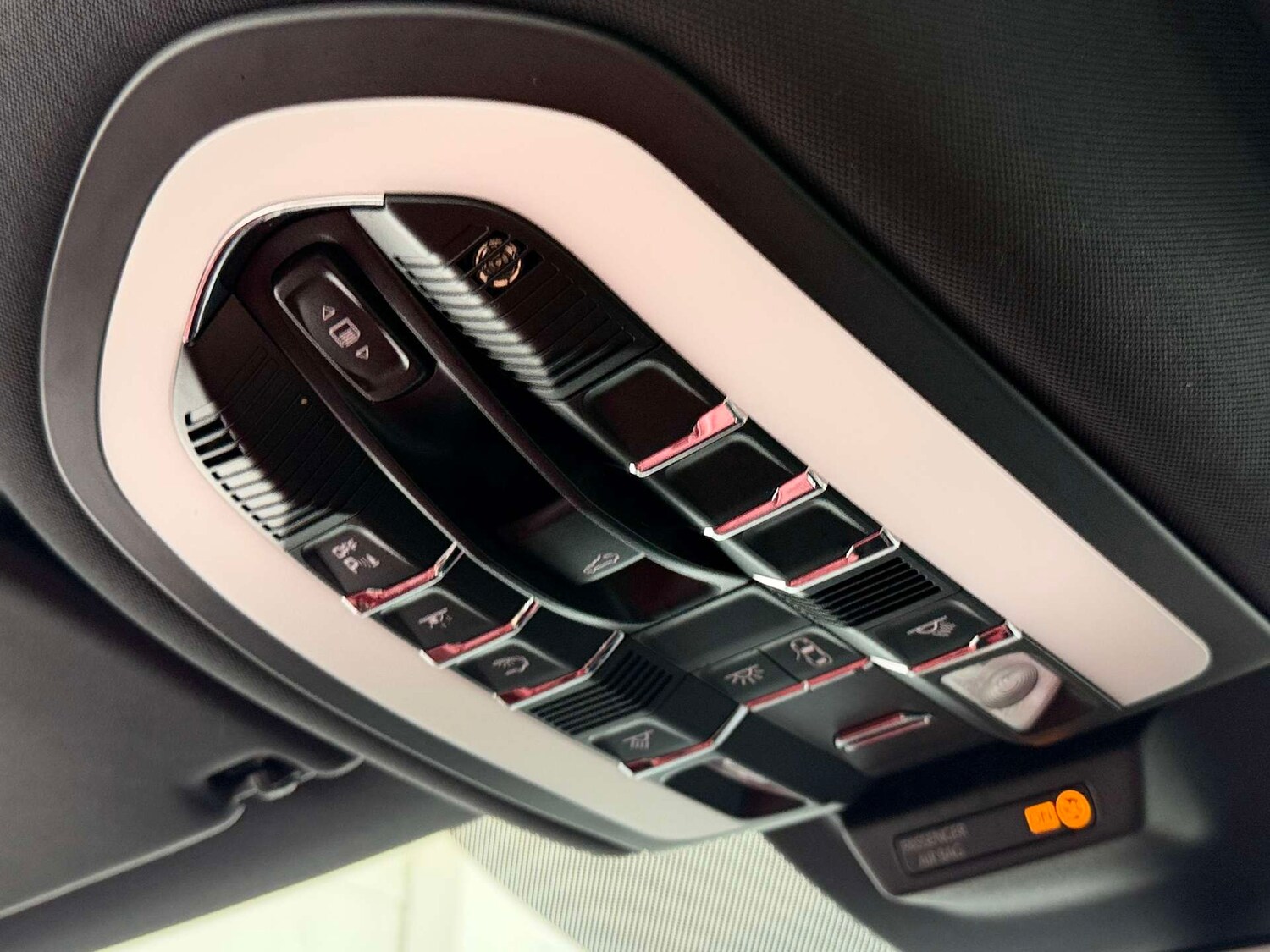 Used Porsche Macan 2022 for sale - 76720470: Photo 39