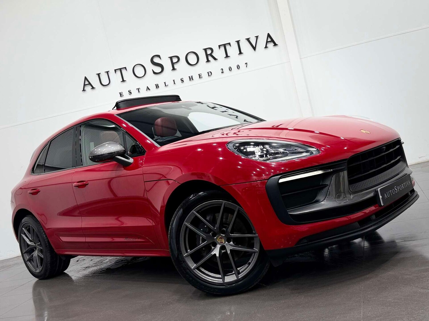 Used Porsche Macan 2022 for sale - 76720470: Photo 51