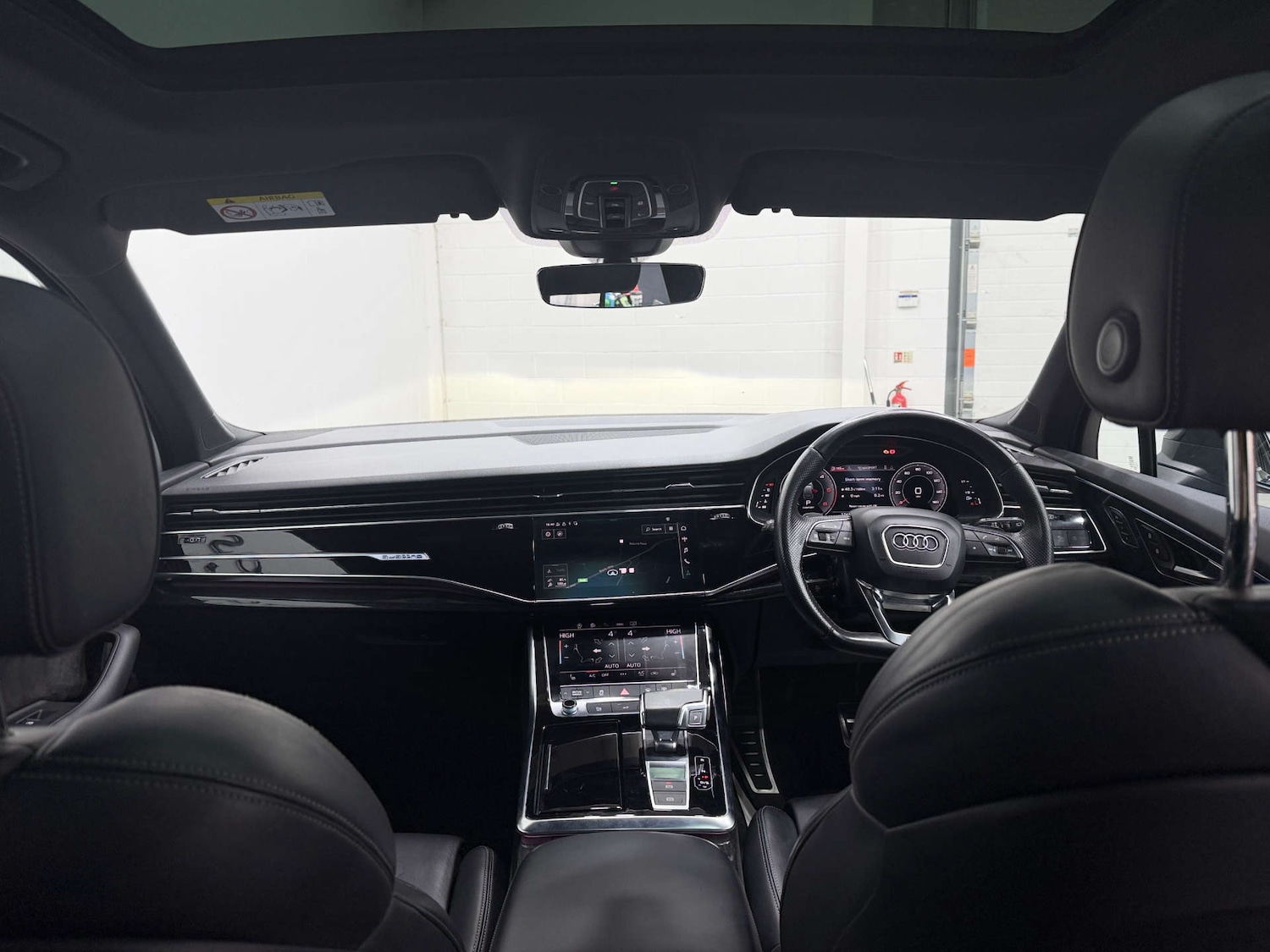 Used Audi Q7 2020 for sale - 77833882: Photo 2