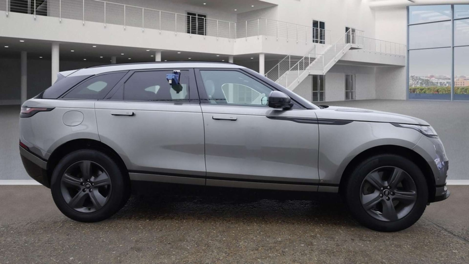 Used Land Rover Range Rover Velar 2021 for sale - 76651443: Photo 3
