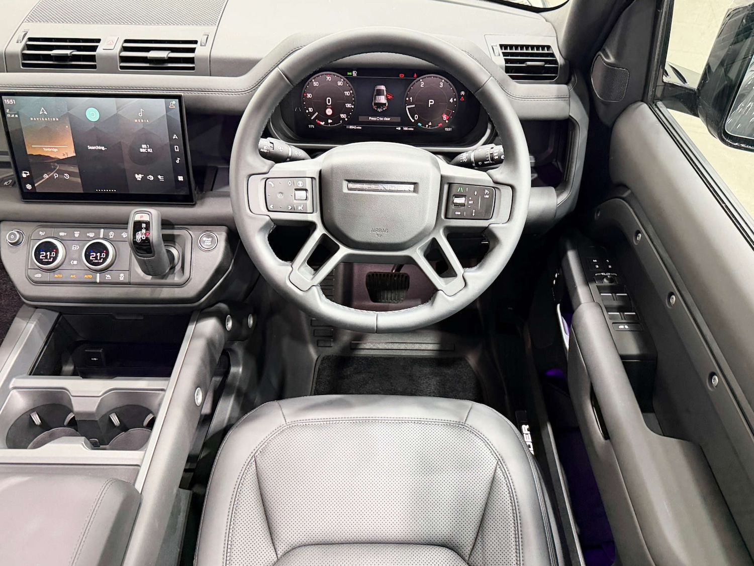 Used Land Rover Defender 2025 for sale - 77778187: Photo 13