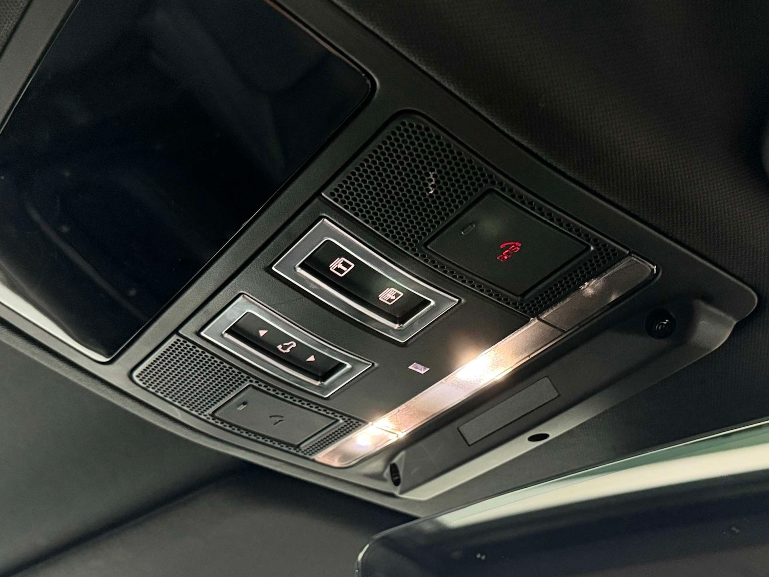 Used Land Rover Defender 2025 for sale - 77778187: Photo 20