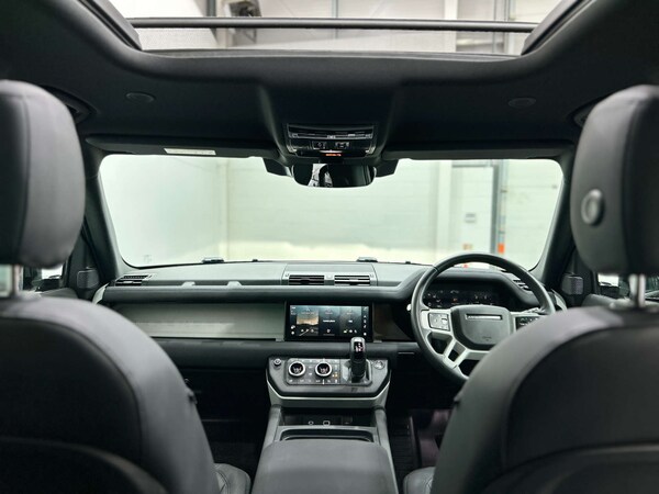 Used Land Rover Defender 2023 for sale - 76068148: Photo 16