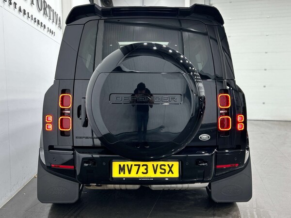 Used Land Rover Defender 2023 for sale - 76068148: Photo 9