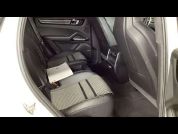Used Porsche Cayenne 2019 for sale - 74870874: Photo