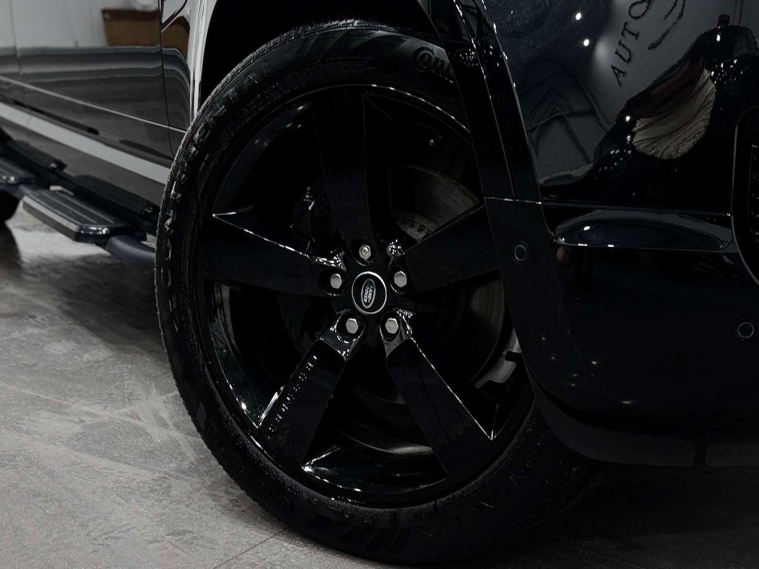 Used Land Rover Defender 2023 for sale - 77920641: Photo 13