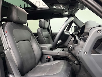 Used Land Rover Defender 2023 for sale - 77920641: Photo