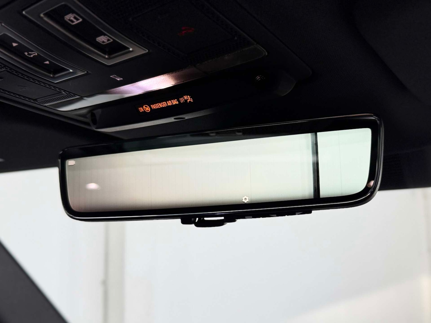 Used Land Rover Defender 2023 for sale - 77920641: Photo 37