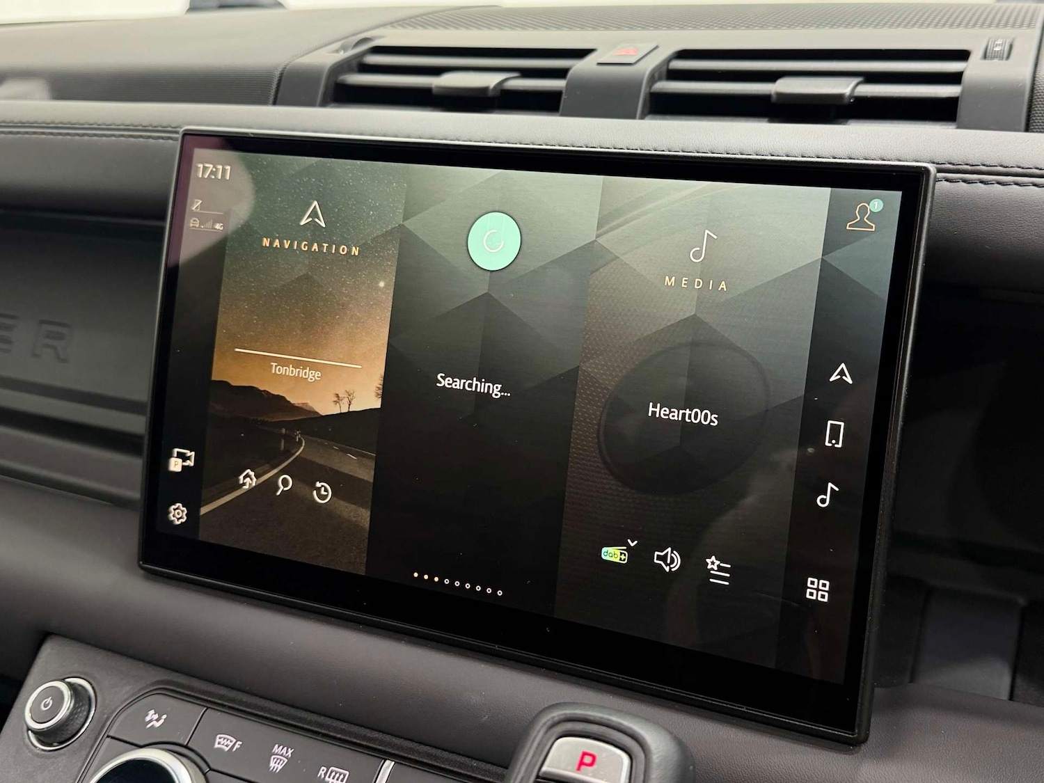 Used Land Rover Defender 2023 for sale - 77920641: Photo 48