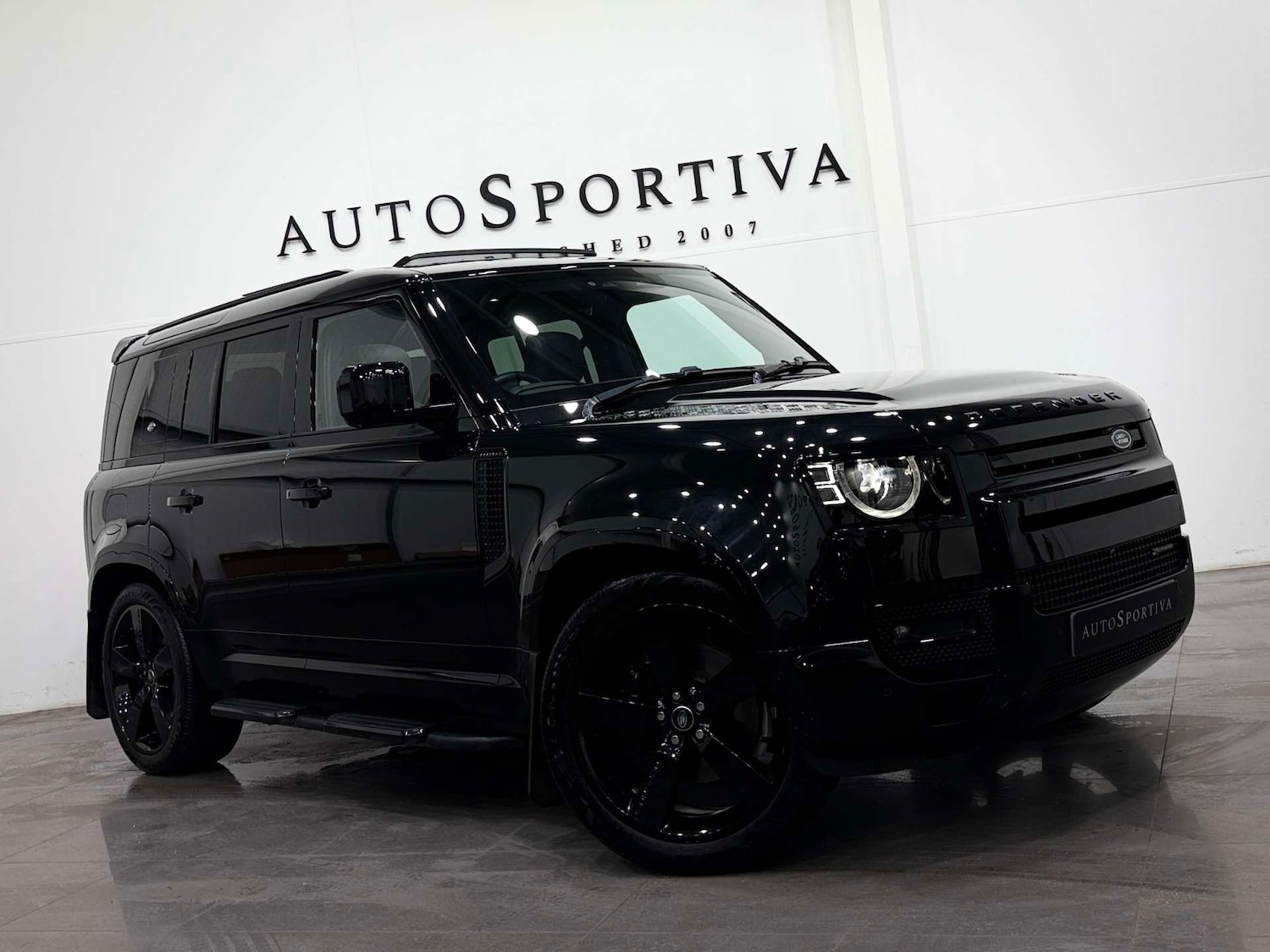 Used Land Rover Defender 2023 for sale - 77920641: Photo 53