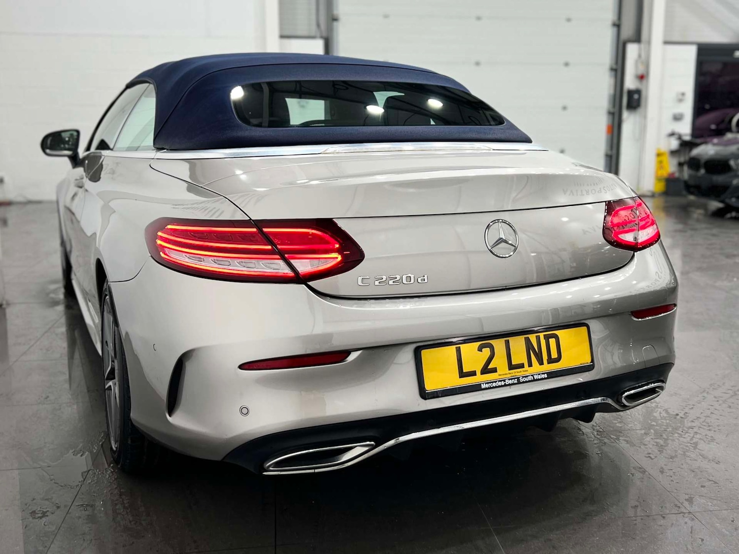 Used Mercedes-Benz C Class 2018 for sale - 76277597: Photo 14