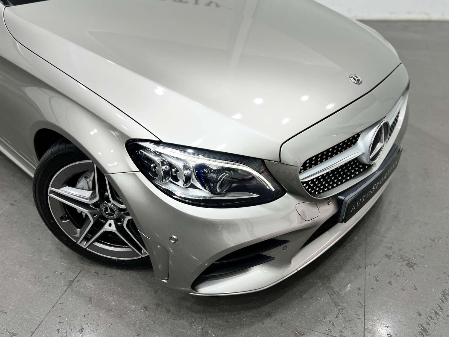 Used Mercedes-Benz C Class 2018 for sale - 76277597: Photo 31