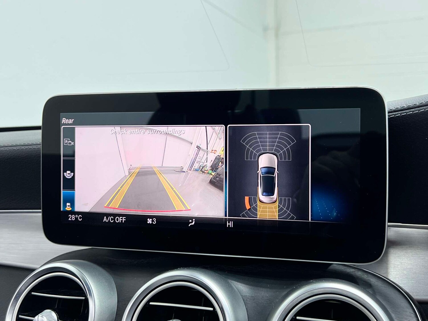 Used Mercedes-Benz C Class 2018 for sale - 76277597: Photo 42