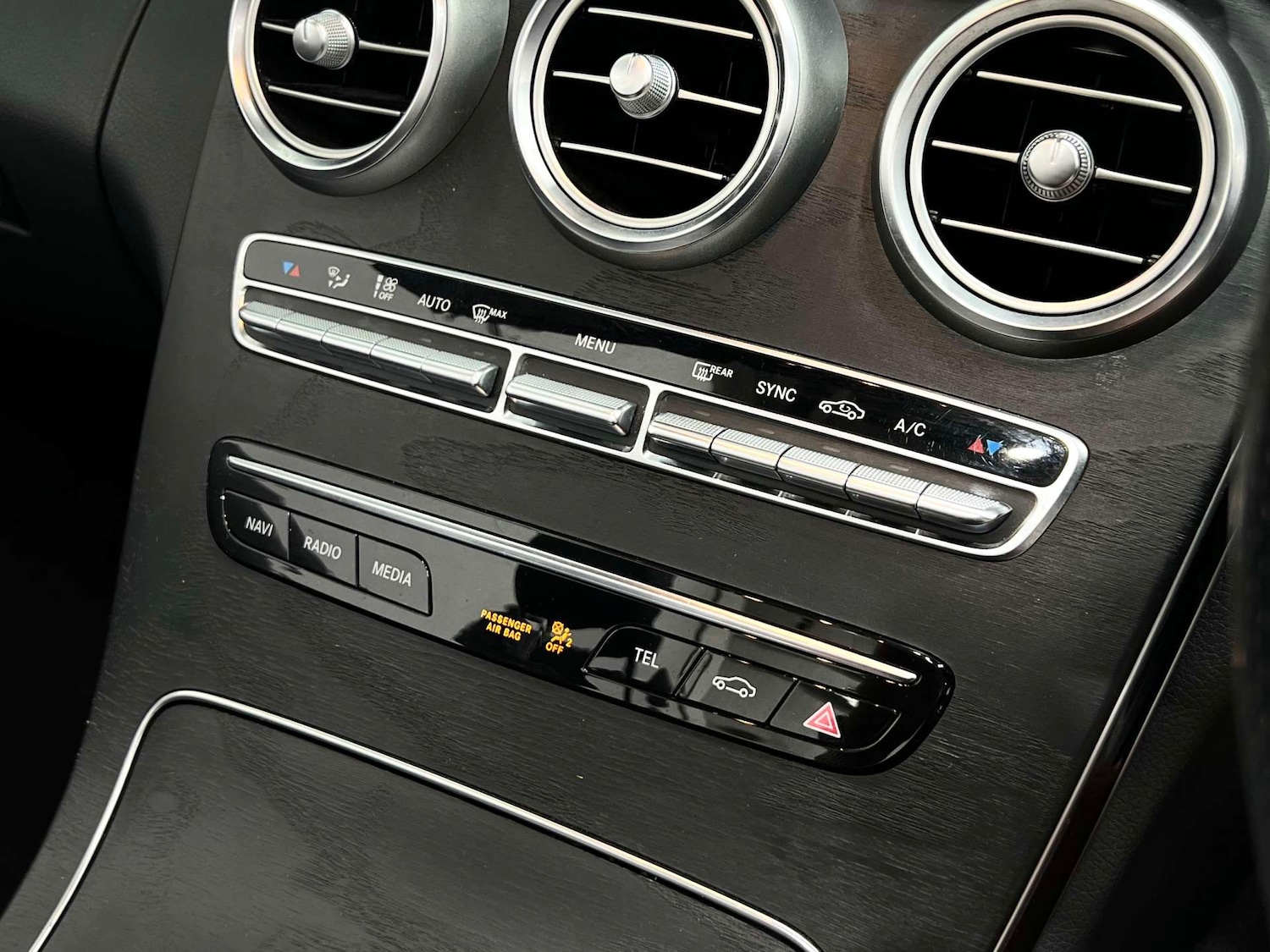 Used Mercedes-Benz C Class 2018 for sale - 76277597: Photo 43