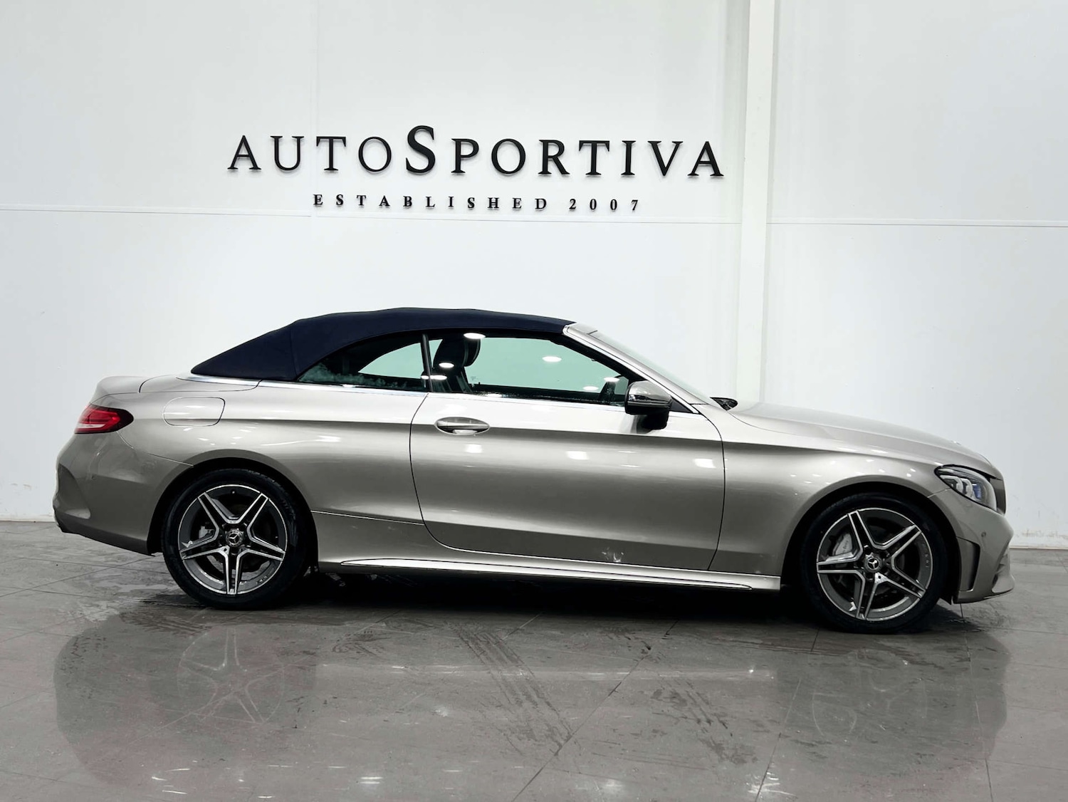 Used Mercedes-Benz C Class 2018 for sale - 76277597: Photo 7