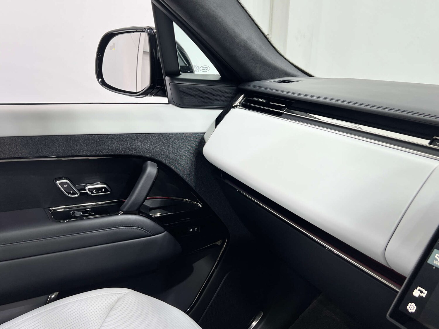 Used Land Rover Range Rover Sport 2023 for sale - 75795147: Photo 38