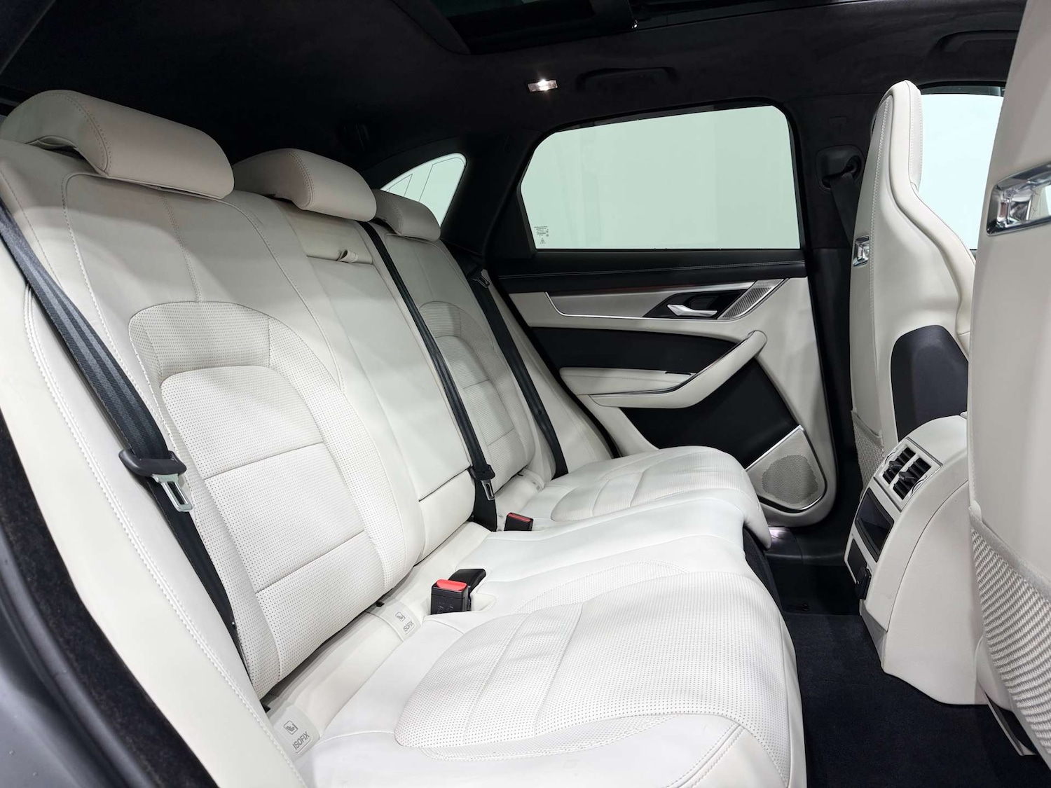 Used Jaguar F-Pace 2021 for sale - 76393377: Photo 15