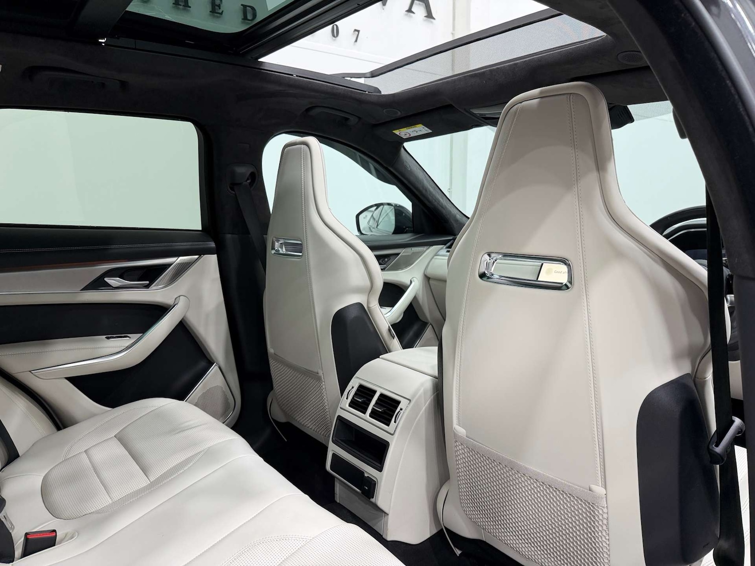 Used Jaguar F-Pace 2021 for sale - 76393377: Photo 17