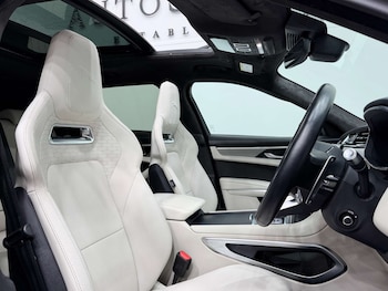 Used Jaguar F-Pace 2021 for sale - 76393377: Photo