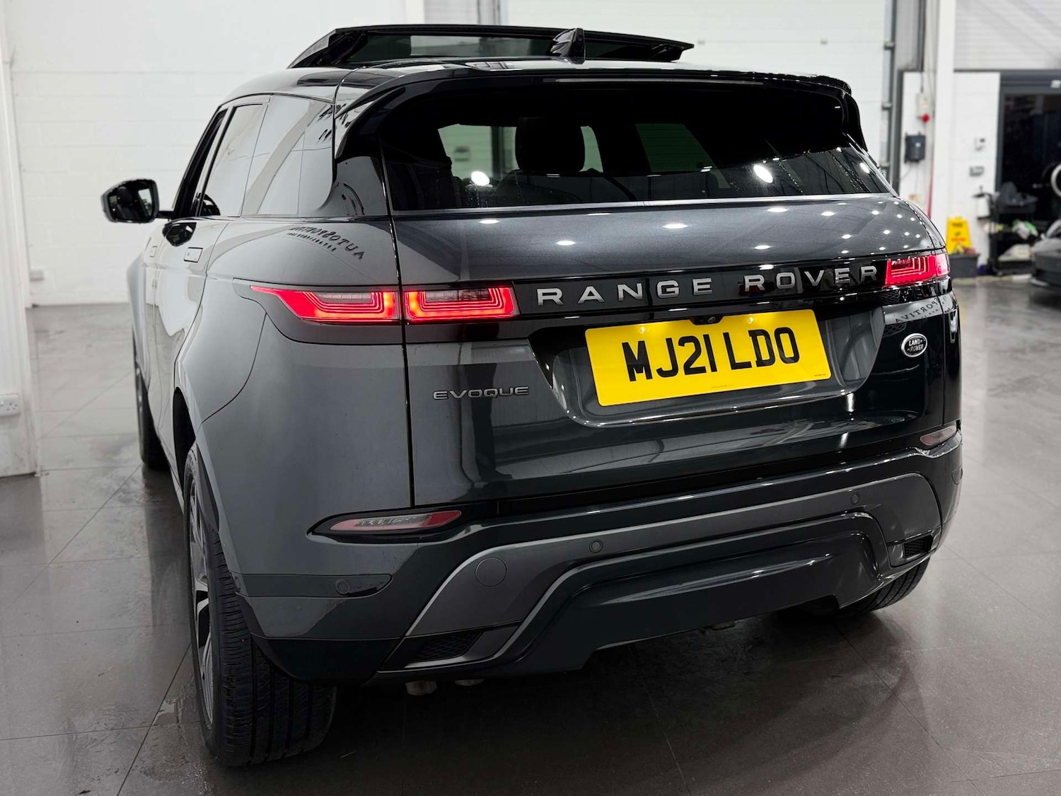 Used Land Rover Range Rover Evoque 2021 for sale - 76694811: Photo 10