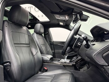 Used Land Rover Range Rover Evoque 2021 for sale - 76694811: Photo