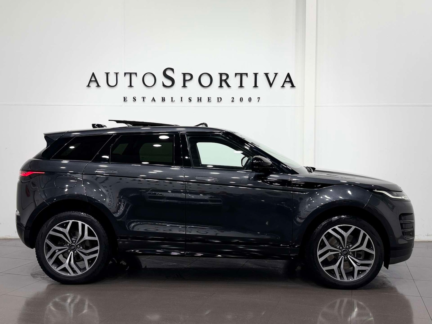 Used Land Rover Range Rover Evoque 2021 for sale - 76694811: Photo 6