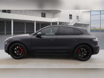Used Porsche Macan 2023 for sale - 75795139: Photo