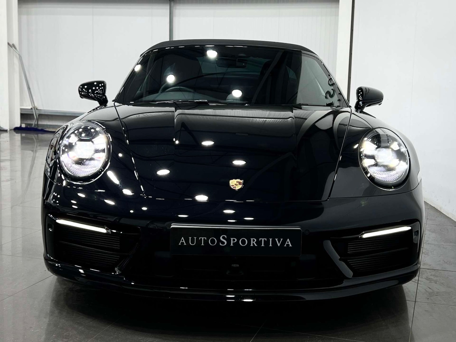 Used Porsche 911 2024 for sale - 77833844: Photo 10
