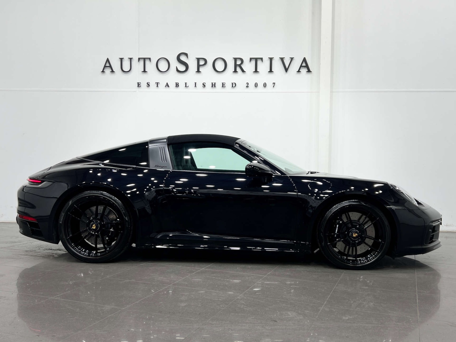 Used Porsche 911 2024 for sale - 77833844: Photo 8