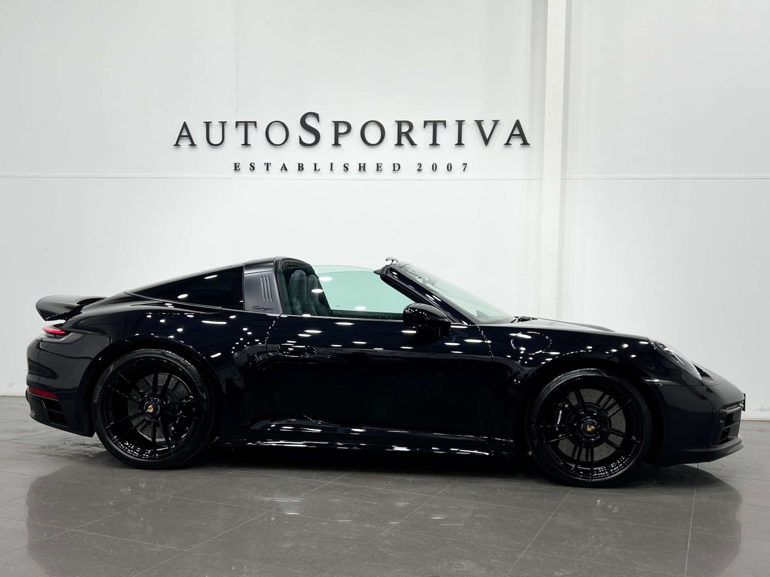 Used Porsche 911 2024 for sale - 77833844: Photo 9