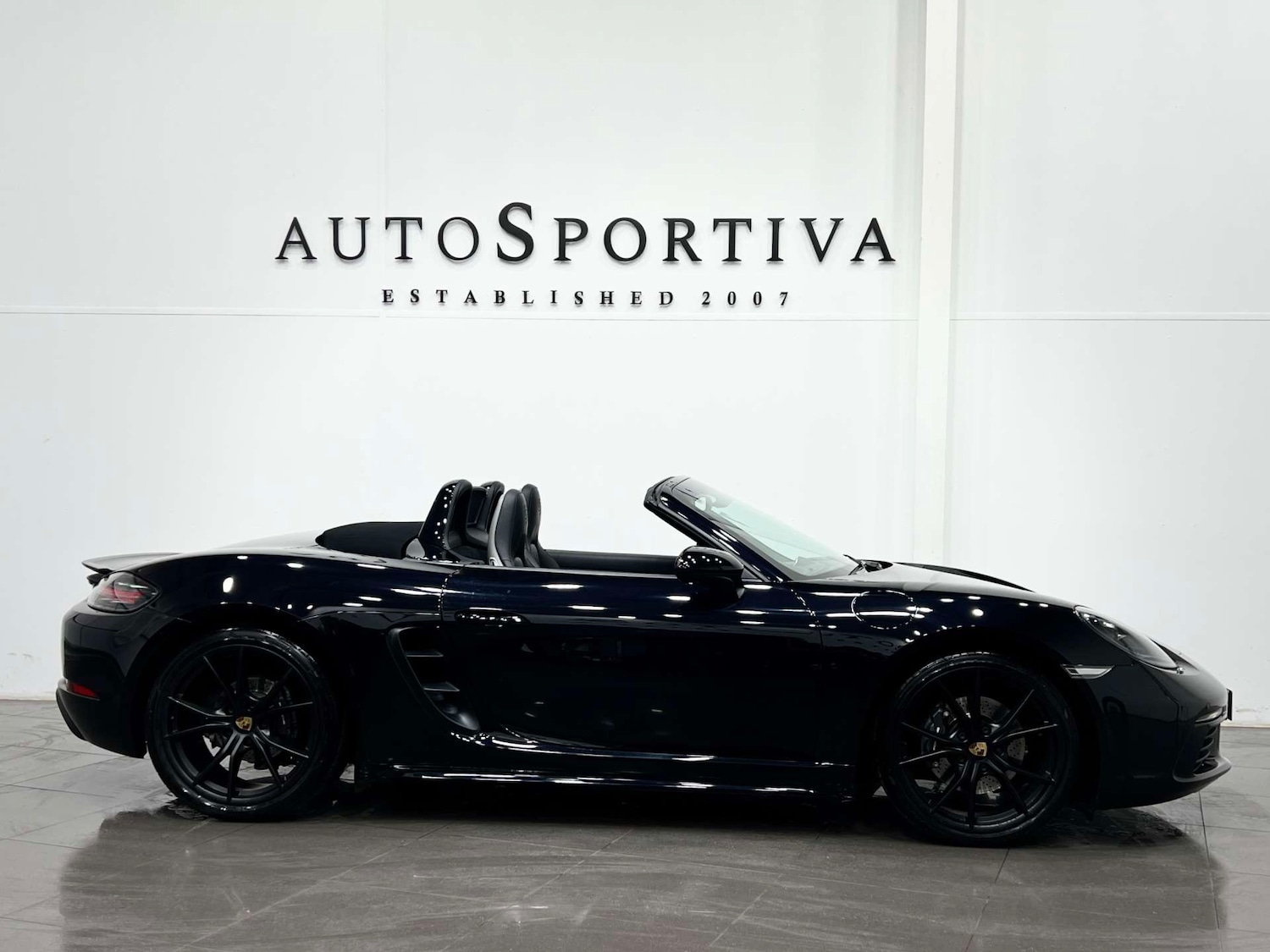 Used Porsche Other 2019 for sale - 76181543: Photo 10
