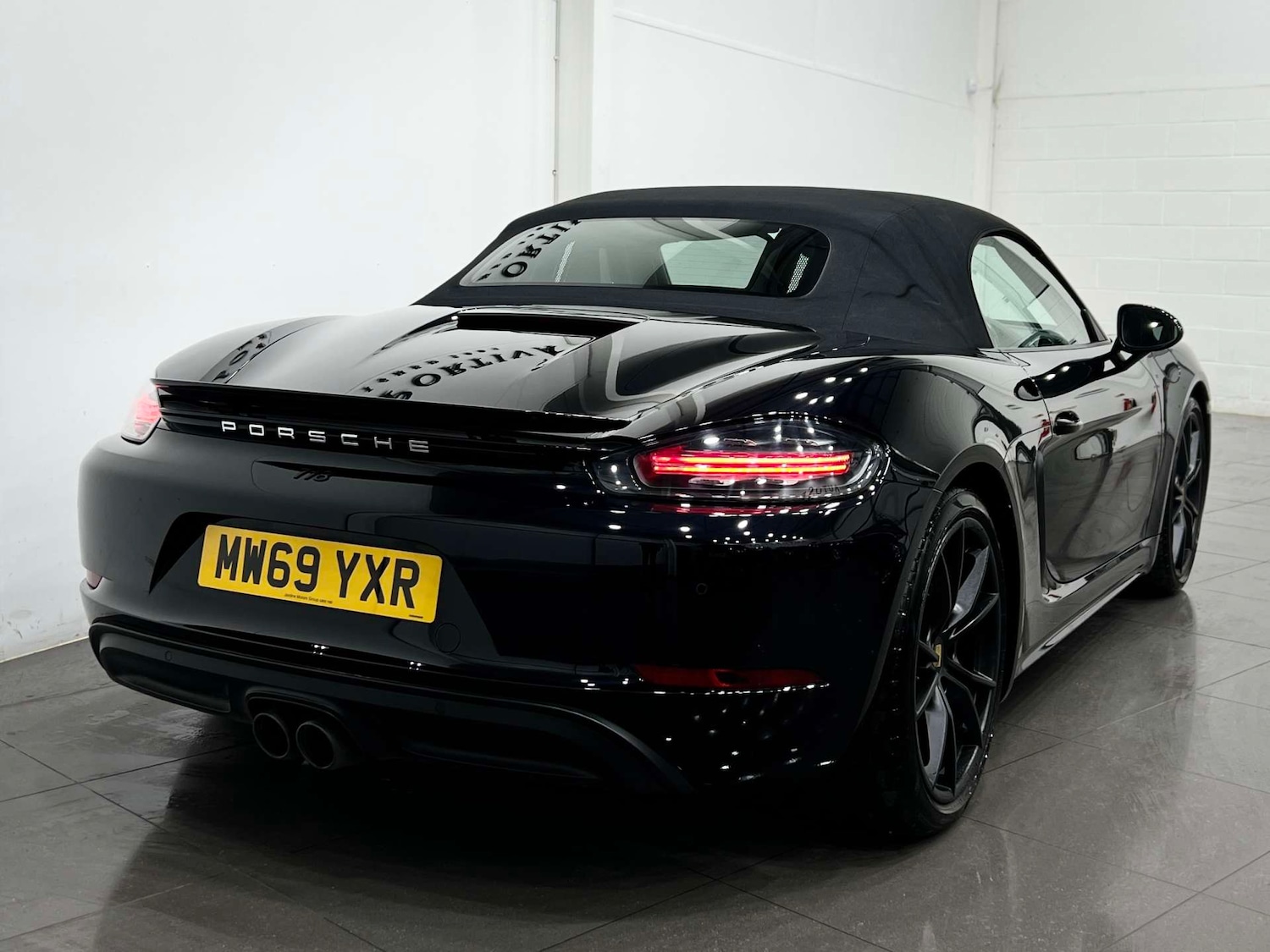 Used Porsche Other 2019 for sale - 76181543: Photo 5