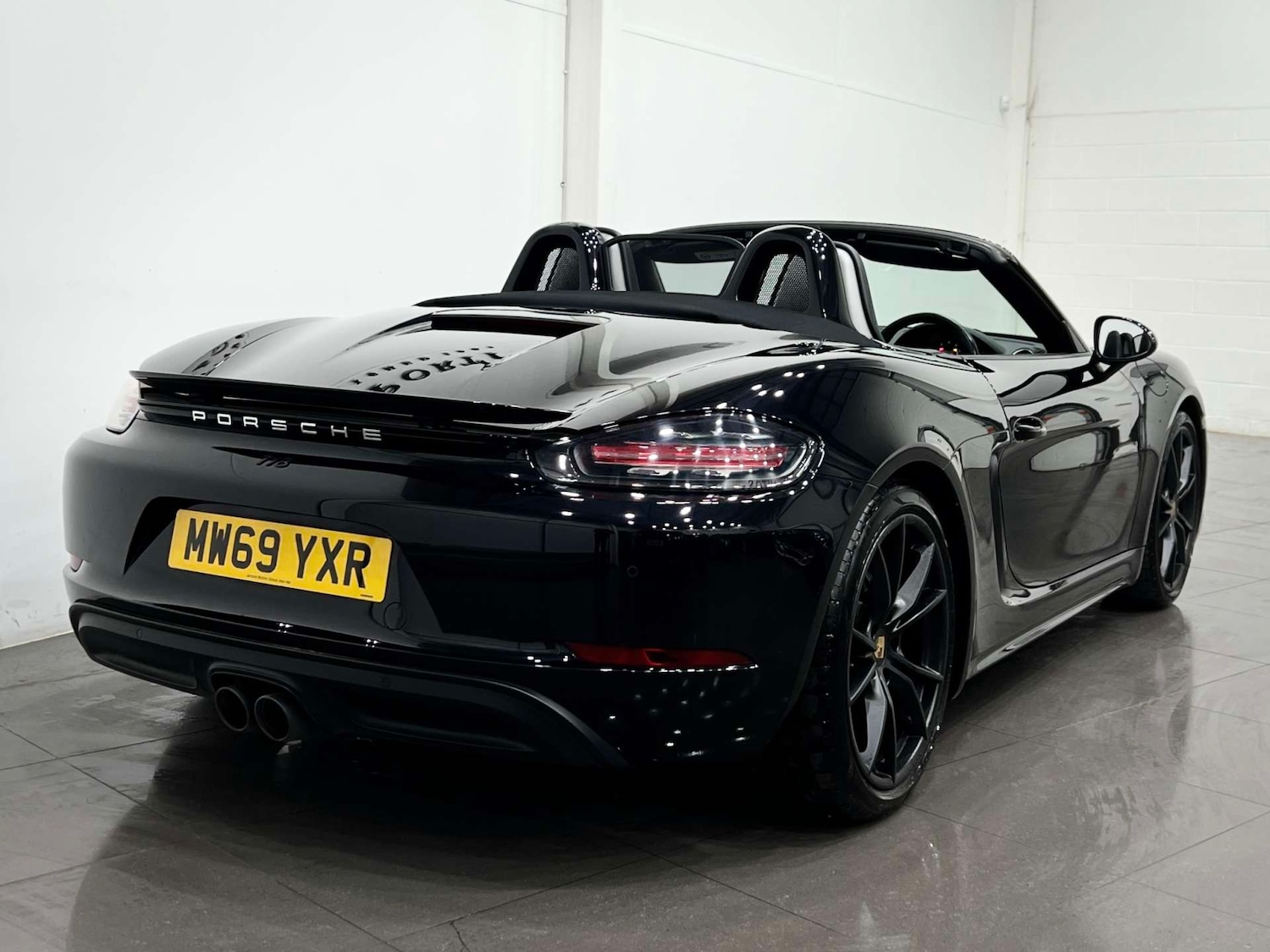 Used Porsche Other 2019 for sale - 76181543: Photo 6
