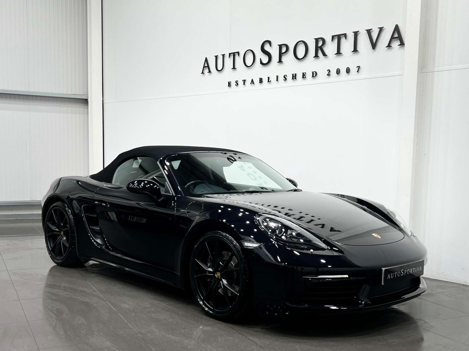 Used Porsche Other 2019 for sale - 76181543: Photo 7