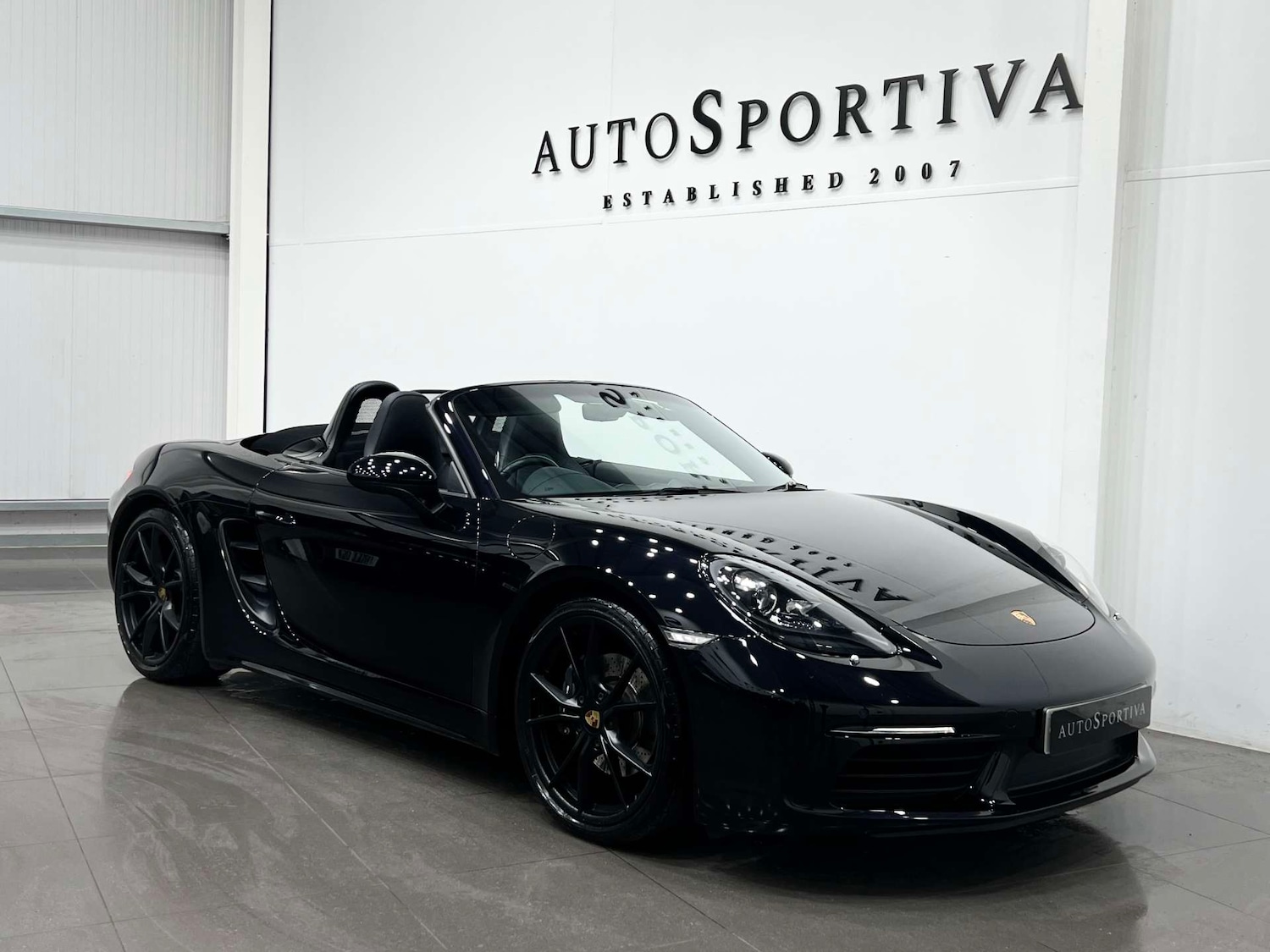 Used Porsche Other 2019 for sale - 76181543: Photo 8