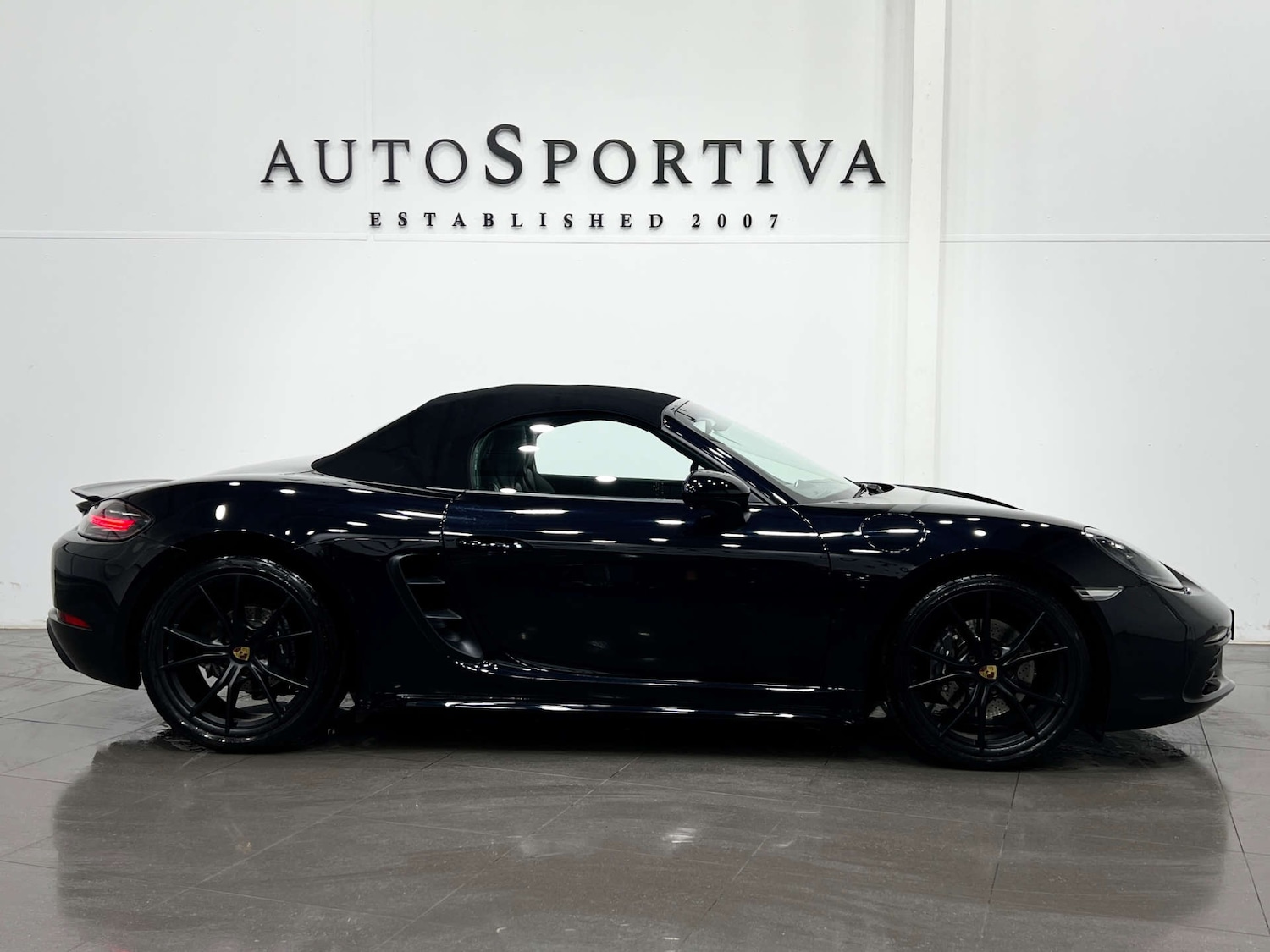 Used Porsche Other 2019 for sale - 76181543: Photo 9