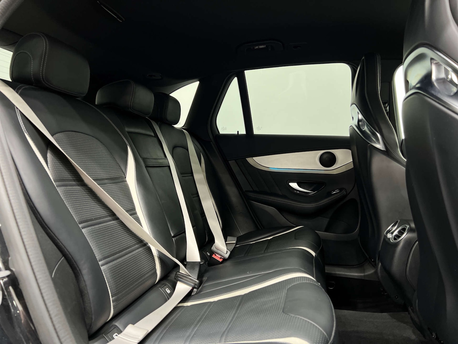 Used Mercedes-Benz GLC 2019 for sale - 76127579: Photo 15