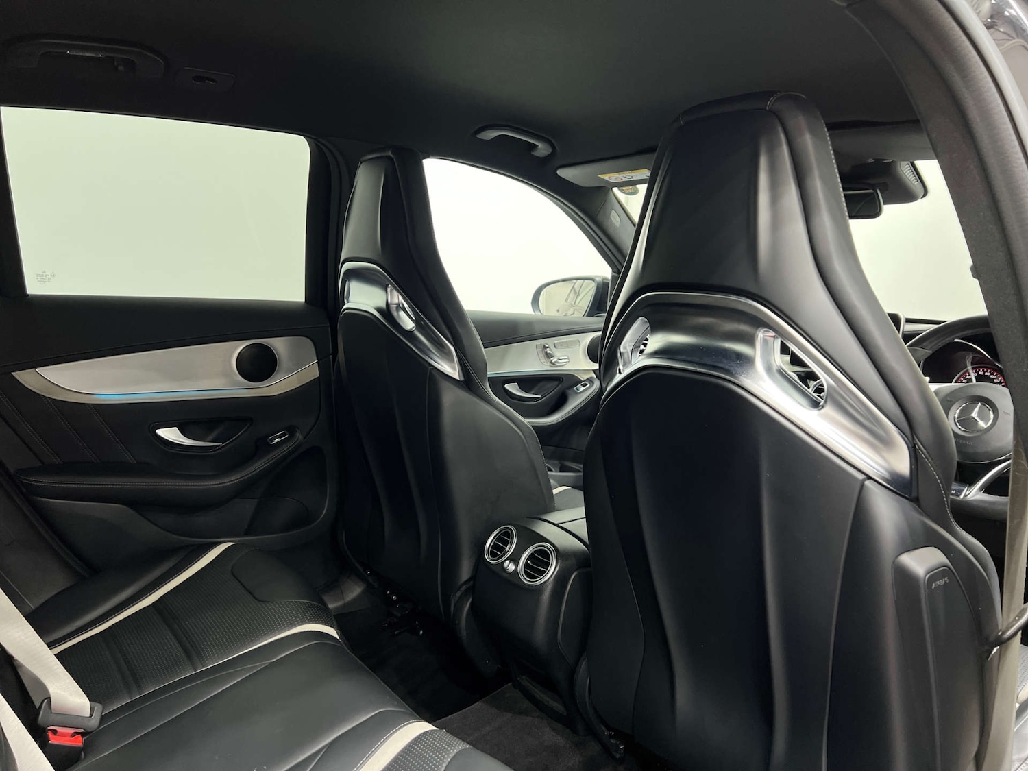 Used Mercedes-Benz GLC 2019 for sale - 76127579: Photo 18