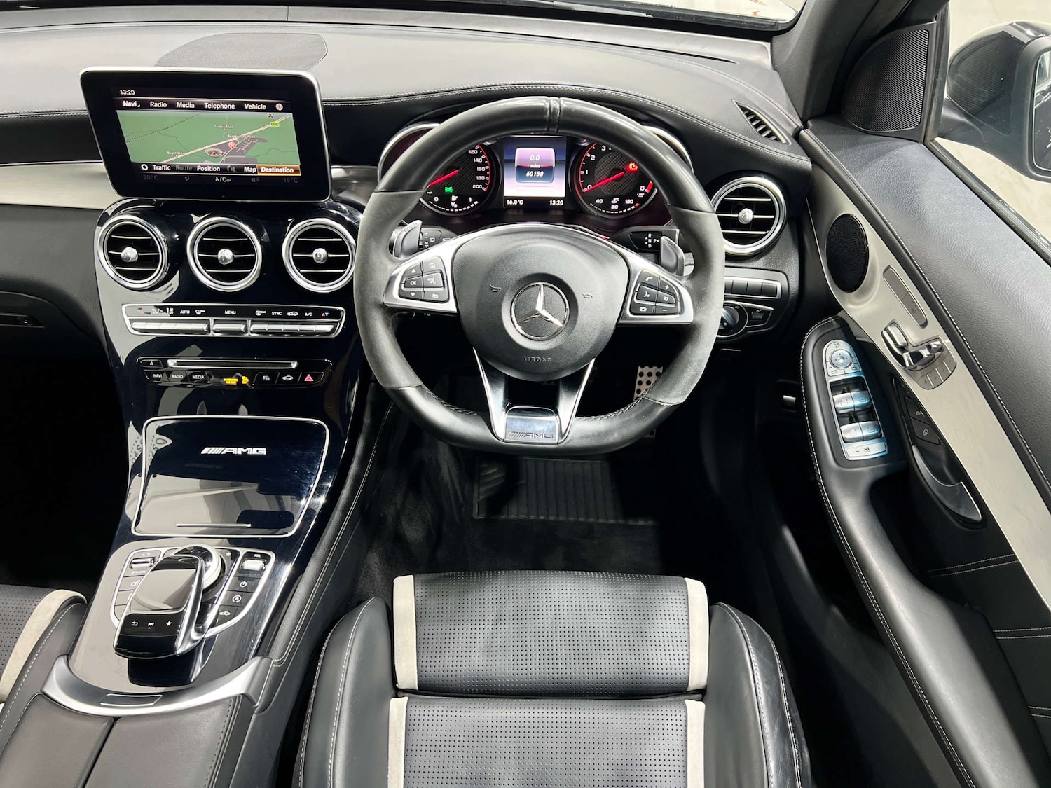 Used Mercedes-Benz GLC 2019 for sale - 76127579: Photo 22