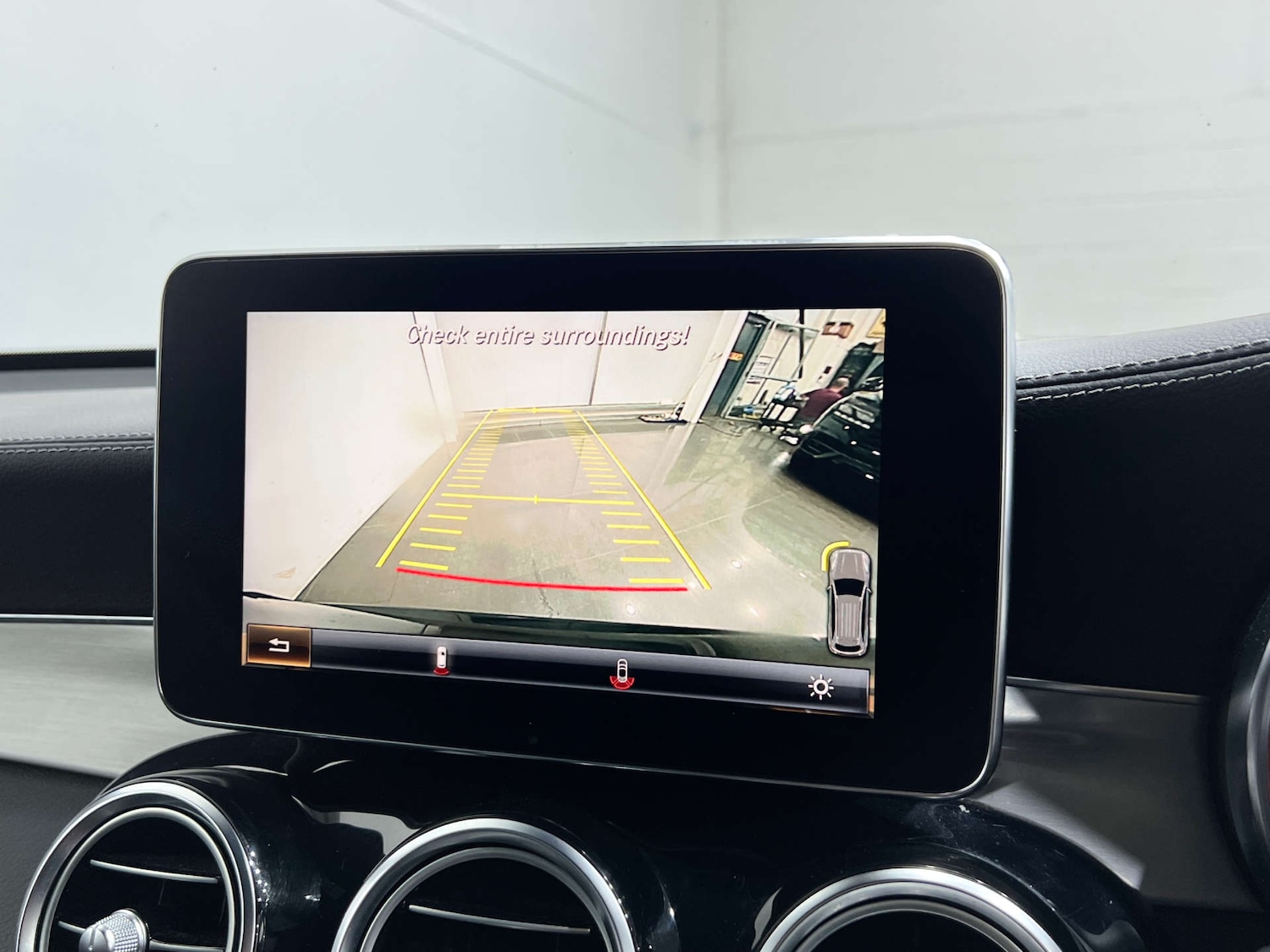 Used Mercedes-Benz GLC 2019 for sale - 76127579: Photo 44