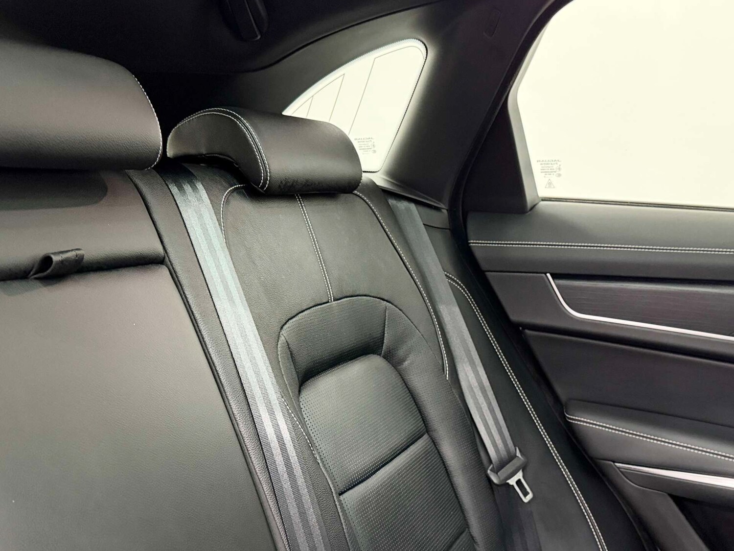 Used Jaguar F-Pace 2022 for sale - 76422525: Photo 16