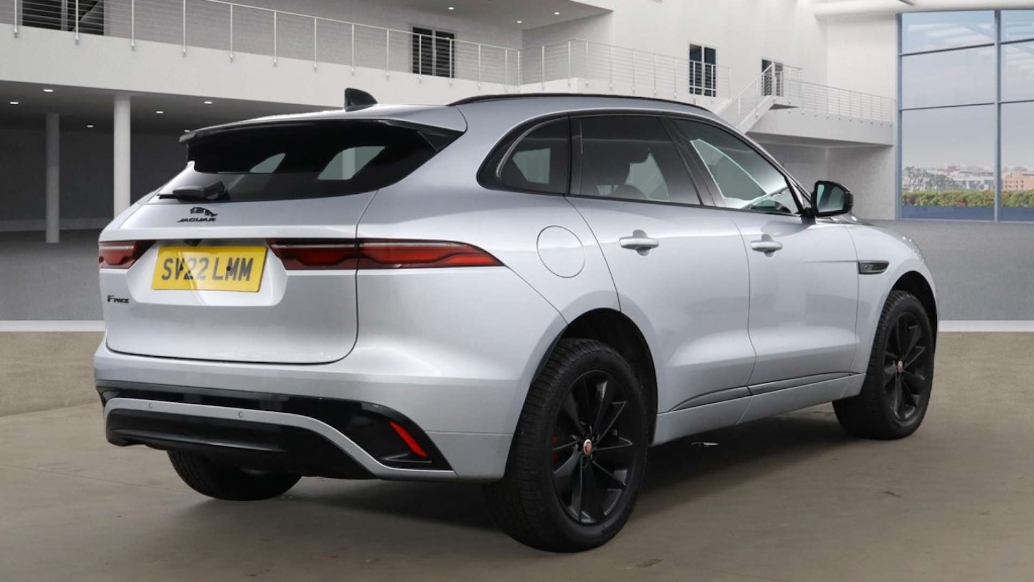 Used Jaguar F-Pace 2022 for sale - 76422525: Photo 3