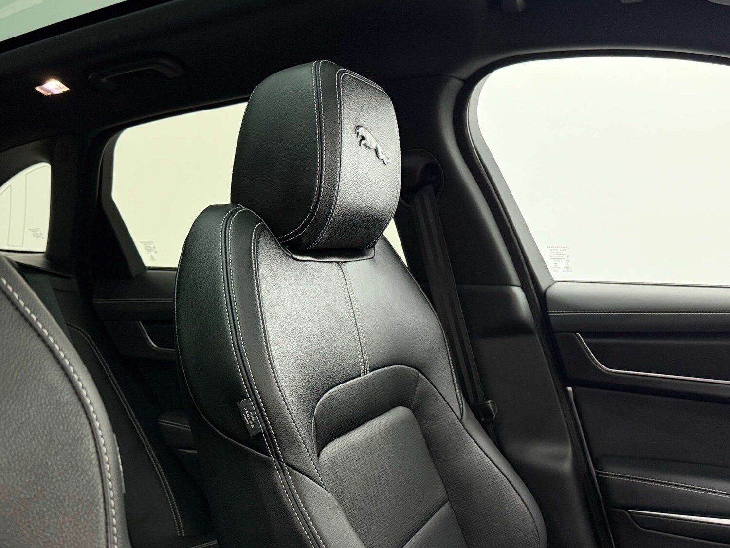 Used Jaguar F-Pace 2022 for sale - 76422525: Photo 40